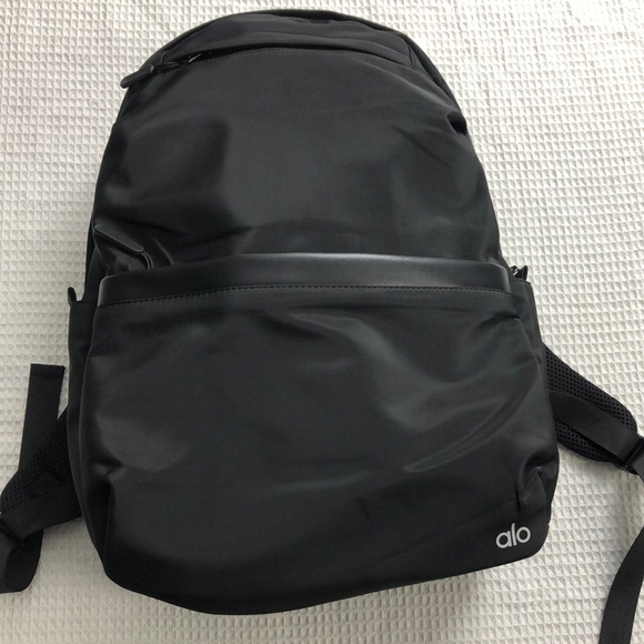 ALO Yoga Handbags - Alo Yoga Sports Backpack Laptop Bag